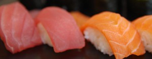 salmon_closeup__nigiri_sushi_hosomaki__uta_sushi_bar-e1360336470373