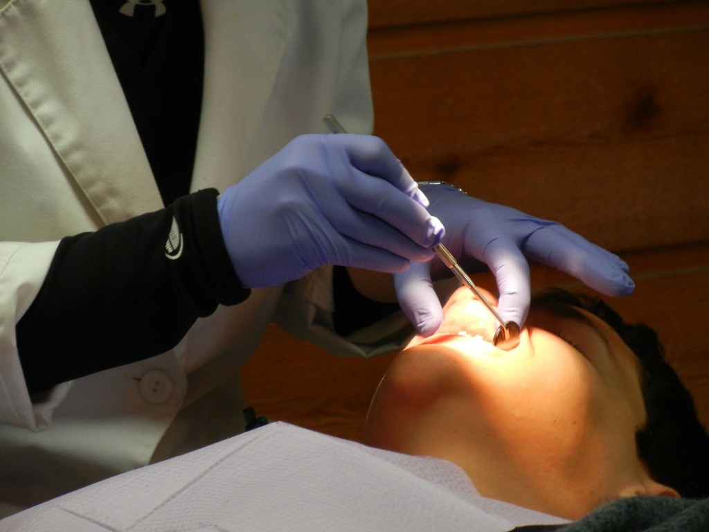 orthodontist-287285_1920