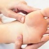 足の裏の皮がむける５つの原因とは？病気や予防方法について