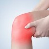 膝が痛い原因は？病気や対処法、予防法を紹介！