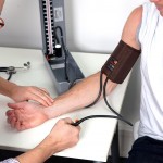 血圧の左右差が出る原因は？疾患の可能性や正しい測り方を紹介！