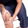 膝に水がたまる原因は？治療法や予防法を紹介！