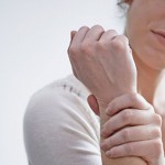 右手のしびれの原因を紹介！考えられる病気について詳しく知ろう！
