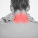首の筋肉痛について！原因や症状、治し方を知ろう！予防するにはどうすればいい？