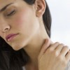 首筋の痛みの原因は？考えられる病気と対策、予防方法を紹介！